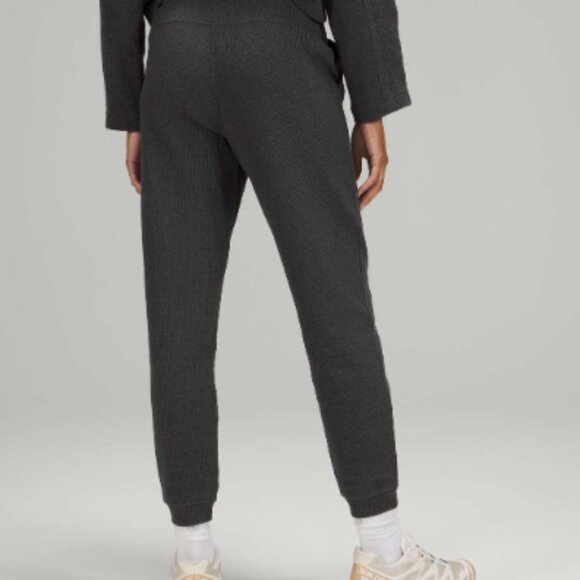 Lululemon Ribbed High-Rise Jogger 25" 7/8 Length Heathered Black Size 4 - Picture 4 of 16